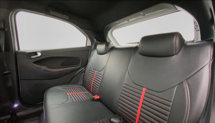 2018 Ford FREESTYLE TITANIUM 1.2 TI-VCT MT, Petrol, Manual, 23,536 km, Right Side Rear Door Cabin