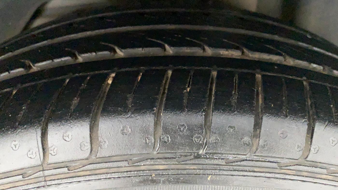 2018 Ford FREESTYLE TITANIUM 1.2 TI-VCT MT, Petrol, Manual, 23,536 km, Left Rear Tyre Tread