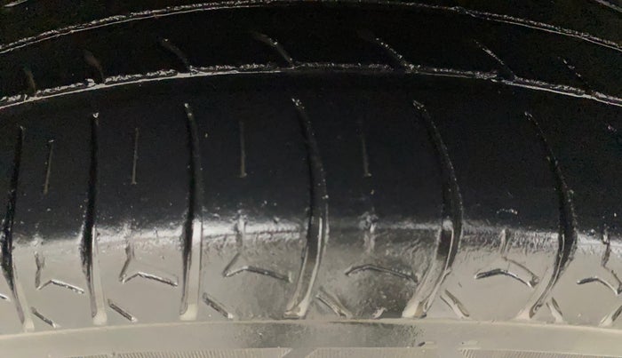 2019 Hyundai NEW SANTRO SPORTZ AMT, Petrol, Automatic, 80,321 km, Right Rear Tyre Tread