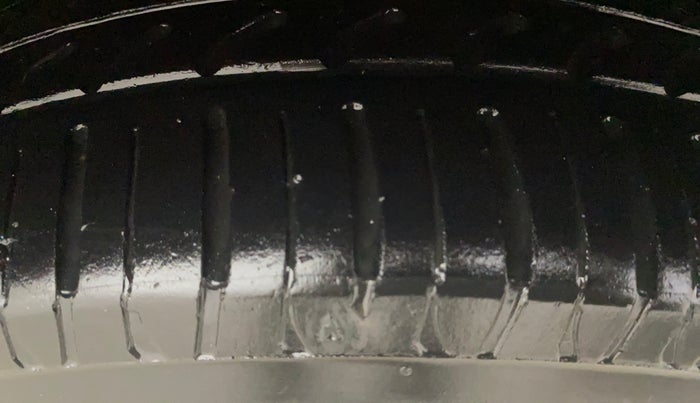 2019 Hyundai NEW SANTRO SPORTZ AMT, Petrol, Automatic, 80,321 km, Right Front Tyre Tread