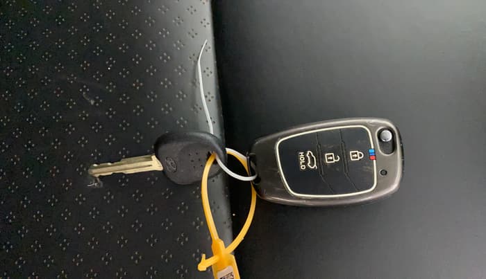 2023 Hyundai NEW I20 MAGNA 1.2 MT, Petrol, Manual, 33,611 km, Key Close Up