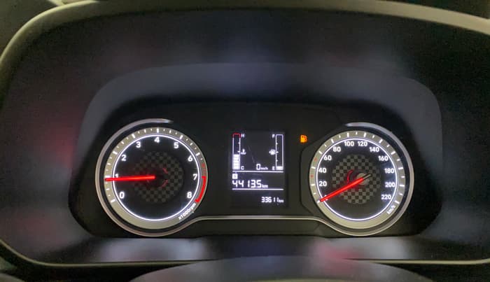 2023 Hyundai NEW I20 MAGNA 1.2 MT, Petrol, Manual, 33,611 km, Odometer Image