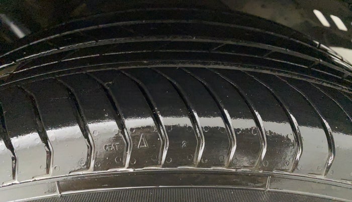 2015 Ford Ecosport TITANIUM 1.5L PETROL AT, Petrol, Automatic, 48,636 km, Right Front Tyre Tread