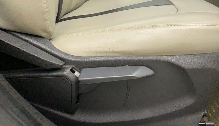 2015 Ford Ecosport TITANIUM 1.5L PETROL AT, Petrol, Automatic, 48,636 km, Driver Side Adjustment Panel