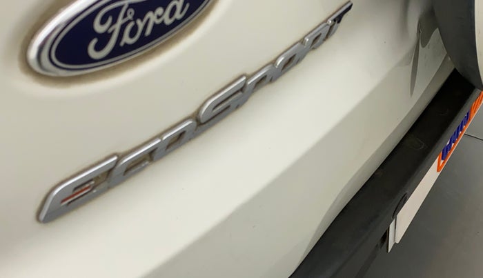 2015 Ford Ecosport TITANIUM 1.5L PETROL AT, Petrol, Automatic, 48,636 km, Dicky (Boot door) - Slightly dented