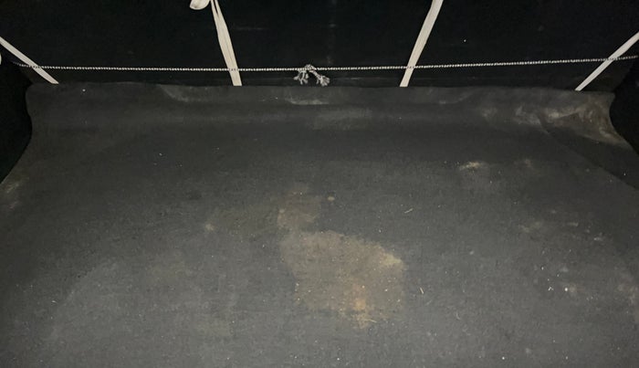 2016 Hyundai Grand i10 SPORTZ 1.2 KAPPA VTVT, Petrol, Manual, 96,085 km, Boot Inside