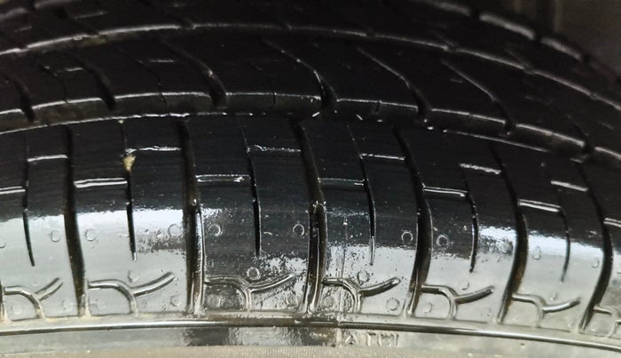 2019 Renault Kwid CLIMBER 1.0, Petrol, Manual, 64,094 km, Right Rear Tyre Tread