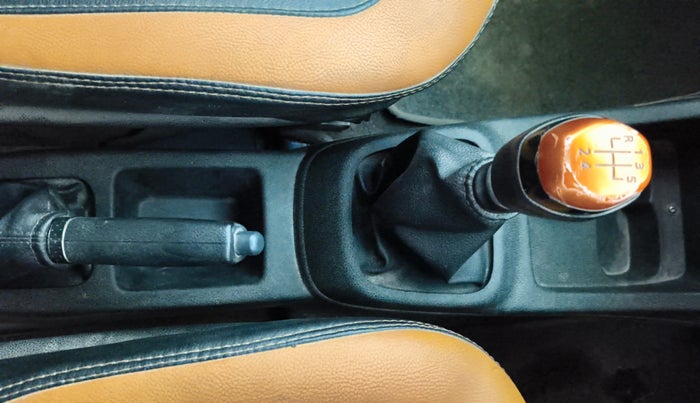 2019 Renault Kwid CLIMBER 1.0, Petrol, Manual, 64,094 km, Gear Lever