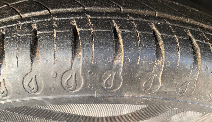 2020 Datsun Redi Go T, Petrol, Manual, 33,681 km, Left Front Tyre Tread