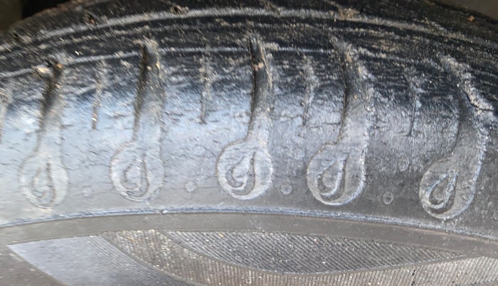 2020 Datsun Redi Go T, Petrol, Manual, 33,681 km, Right Front Tyre Tread