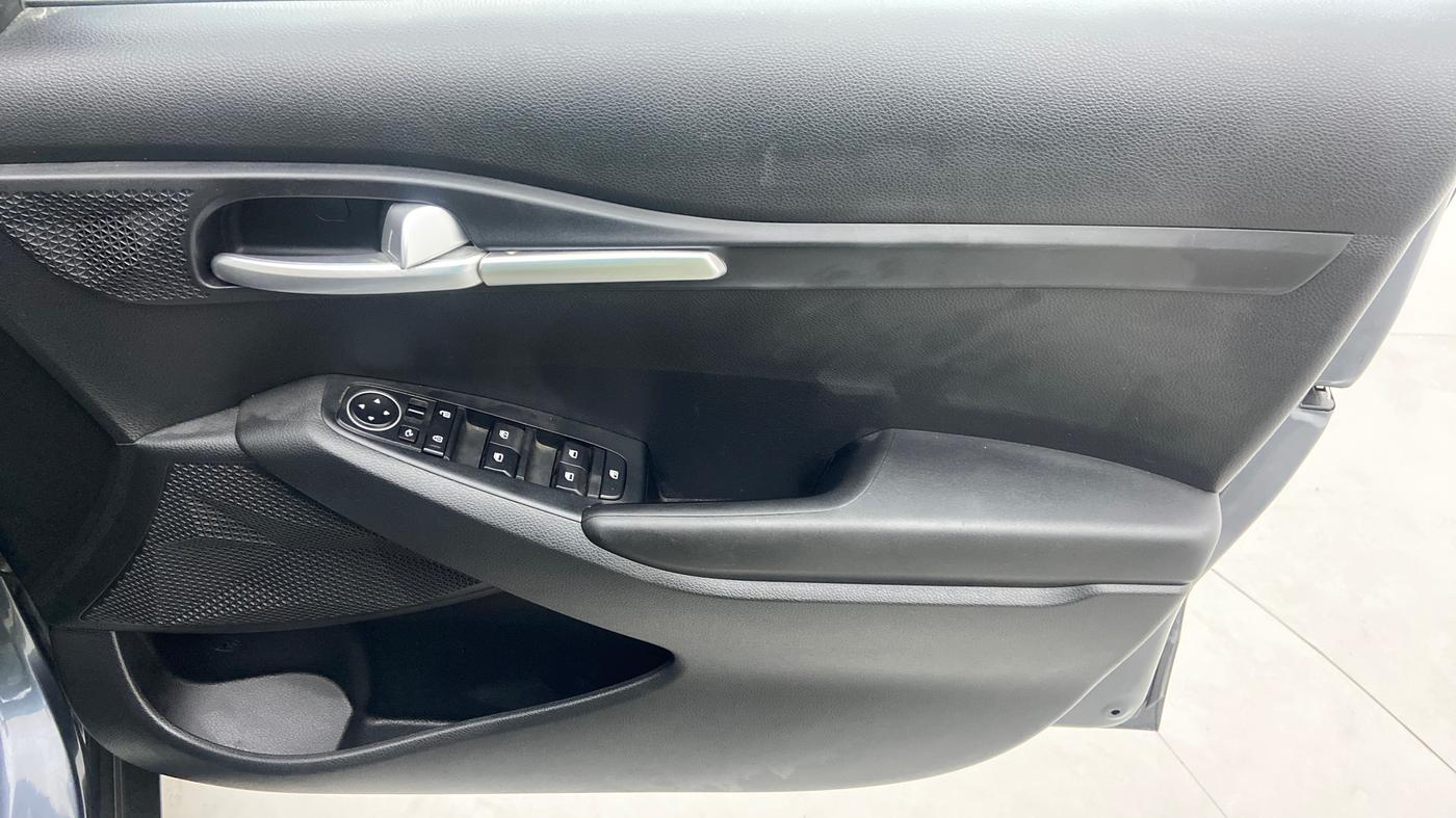 2020 KIA SELTOS HTK PLUS 1.5 PETROL, Petrol, Manual, 8,902 km, Driver Side Door Panels Control