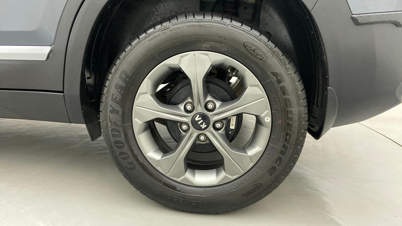 2020 KIA SELTOS HTK PLUS 1.5 PETROL, Petrol, Manual, 8,902 km, Left Rear Wheel