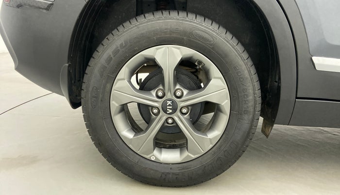 2020 KIA SELTOS HTK PLUS 1.5 PETROL, Petrol, Manual, 8,902 km, Right Rear Wheel