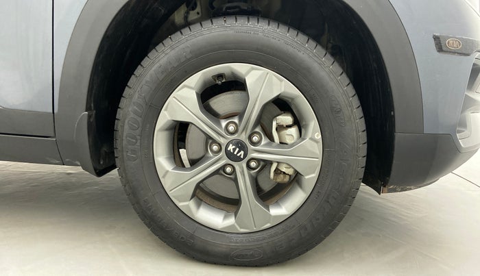 2020 KIA SELTOS HTK PLUS 1.5 PETROL, Petrol, Manual, 8,902 km, Right Front Wheel
