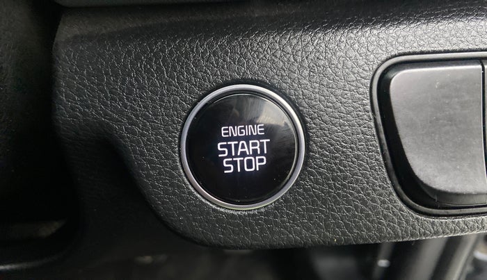 2020 KIA SELTOS HTK PLUS 1.5 PETROL, Petrol, Manual, 8,902 km, Keyless Start/ Stop Button