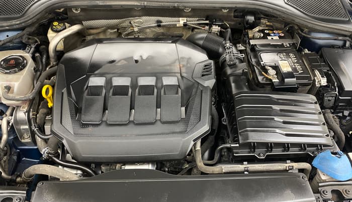 2021 Skoda Octavia L&K 2.0 AT, Petrol, Automatic, 85,139 km, Engine View