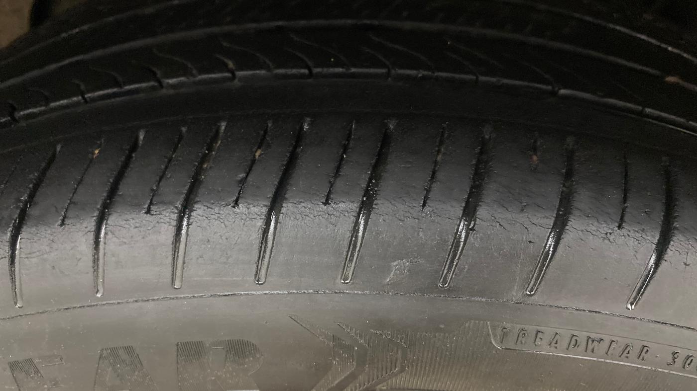 2021 Skoda Octavia L&K 2.0 AT, Petrol, Automatic, 85,139 km, Left Rear Tyre Tread