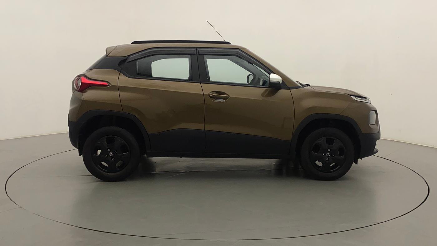 2022 Tata PUNCH ACCOMPLISHED AMT, Petrol, Automatic, 8,225 km, Right Side
