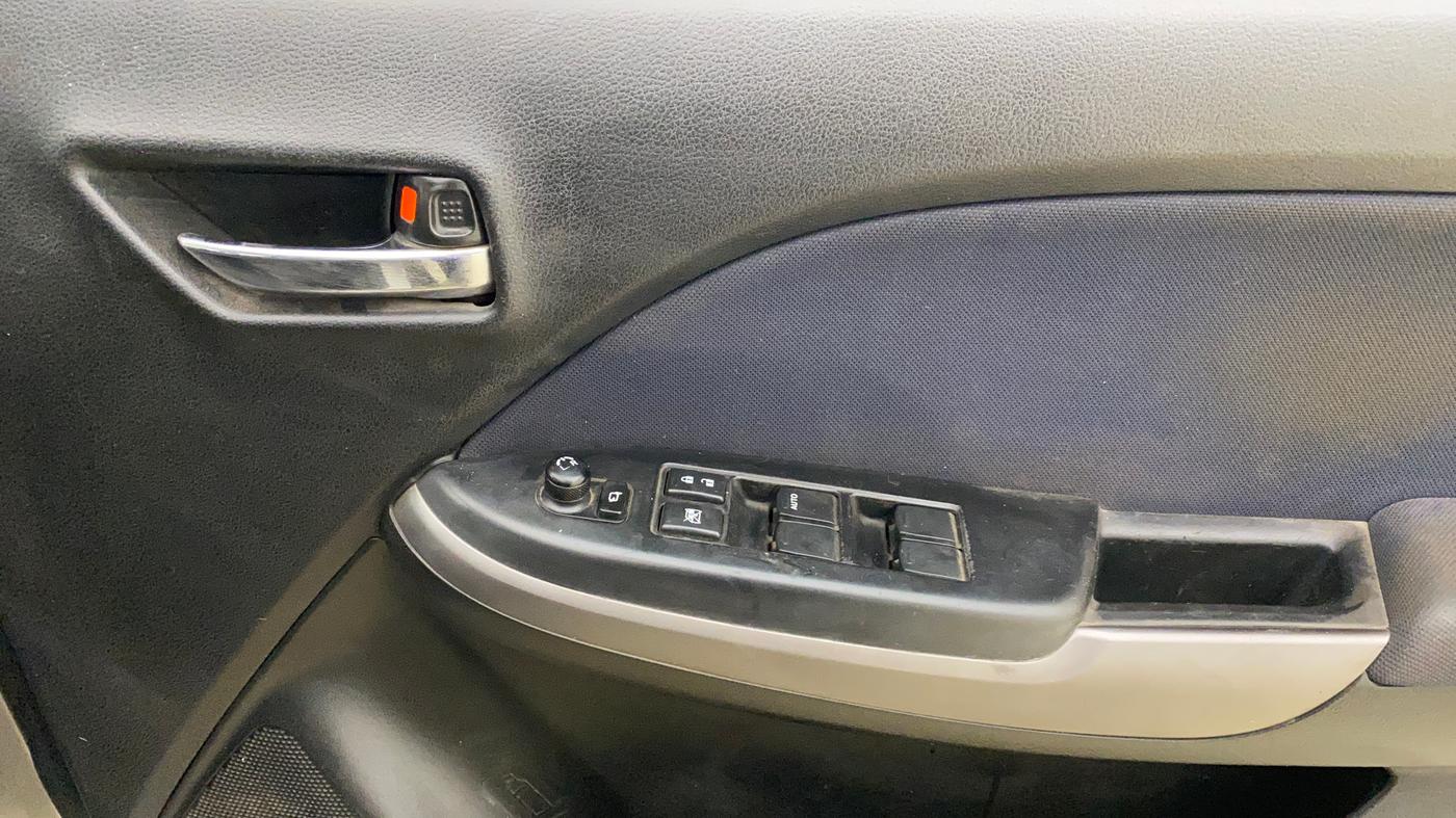 2020 Maruti Baleno ZETA PETROL 1.2, Petrol, Manual, 67,264 km, Driver Side Door Panels Control
