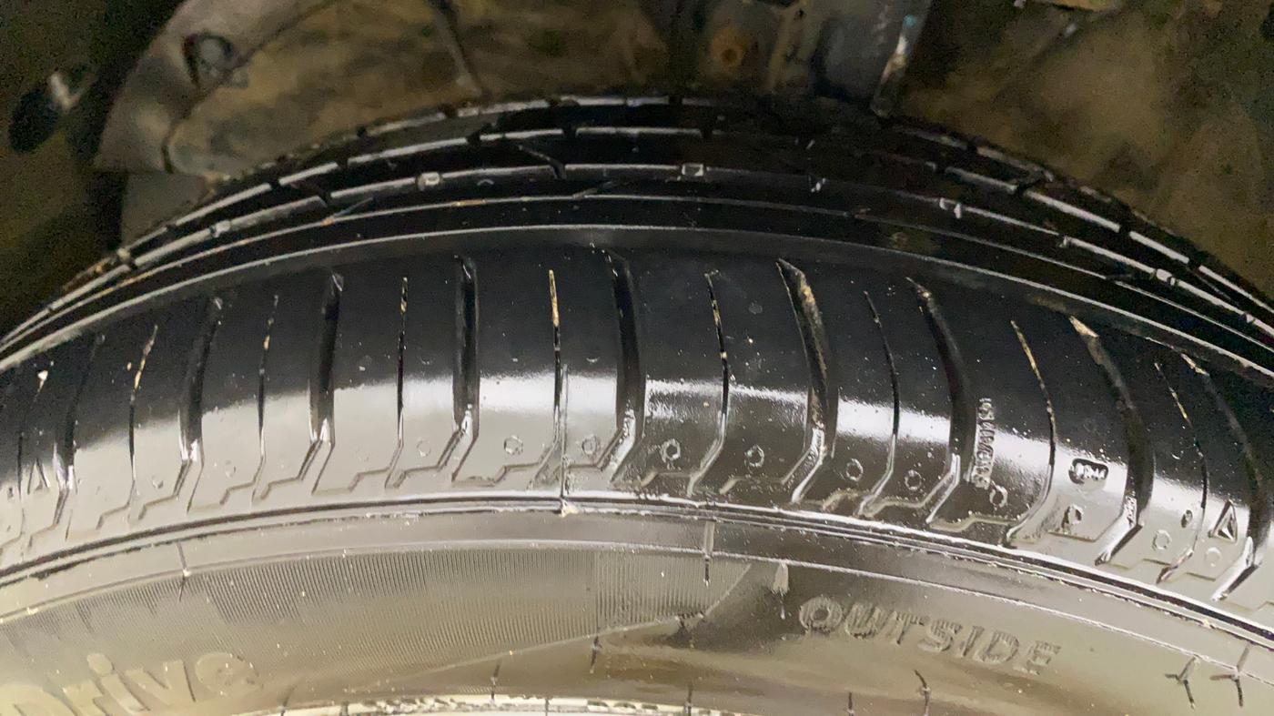2020 Maruti Baleno ZETA PETROL 1.2, Petrol, Manual, 67,264 km, Left Front Tyre Tread