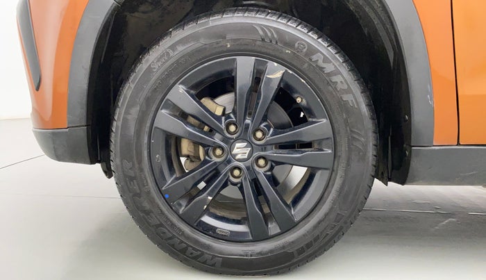 2018 Maruti Vitara Brezza ZDI+ DUAL TONE AMT, Diesel, Automatic, 38,827 km, Left Front Wheel