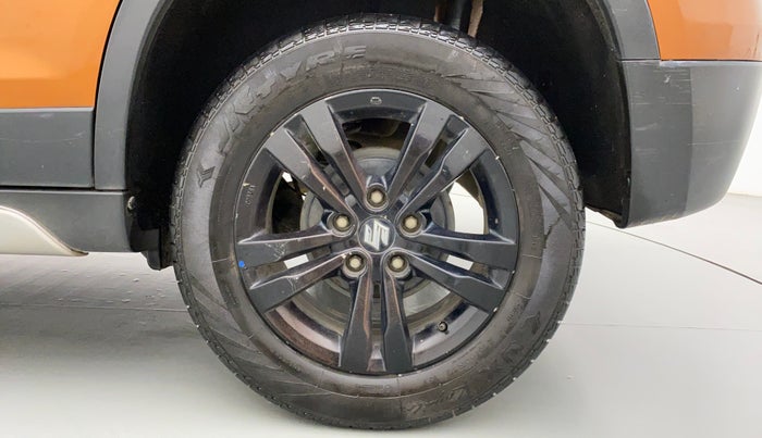 2018 Maruti Vitara Brezza ZDI+ DUAL TONE AMT, Diesel, Automatic, 38,827 km, Left Rear Wheel