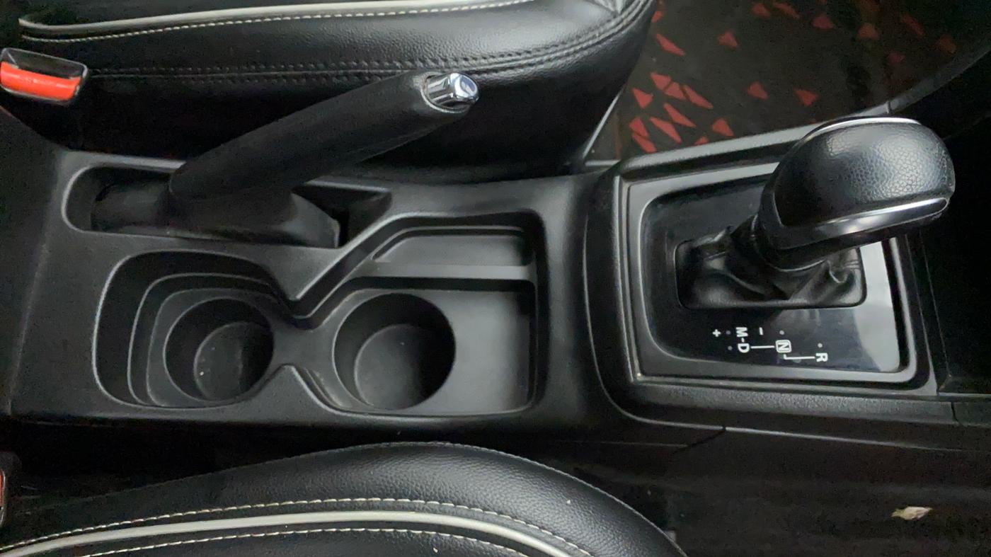 2018 Maruti Vitara Brezza ZDI+ DUAL TONE AMT, Diesel, Automatic, 38,827 km, Gear Lever
