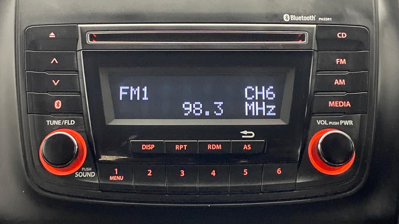 2019 Maruti Swift VXI, Petrol, Manual, 11,014 km, Infotainment System