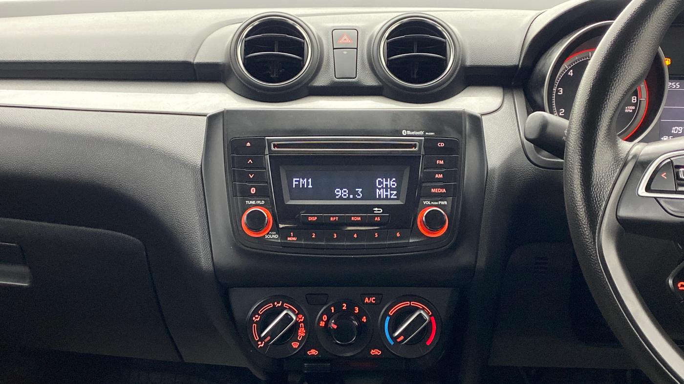 2019 Maruti Swift VXI, Petrol, Manual, 11,014 km, Air Conditioner