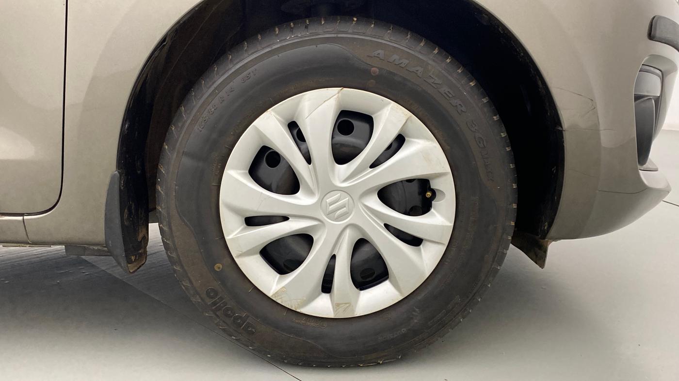 2019 Maruti Swift VXI, Petrol, Manual, 11,014 km, Right Front Wheel