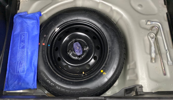 2019 Maruti Swift VXI, Petrol, Manual, 11,014 km, Spare Tyre