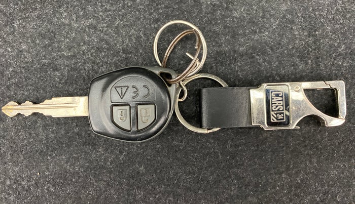 2019 Maruti Swift VXI, Petrol, Manual, 11,014 km, Key Close Up