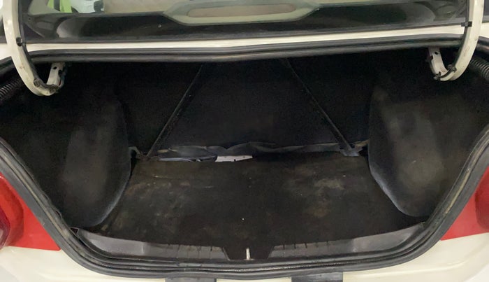 2015 Tata Zest XM 90PS DIESEL, Diesel, Manual, 92,902 km, Boot Inside