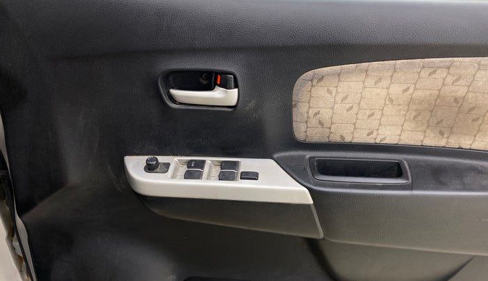 2015 Maruti Wagon R 1.0 VXI, CNG, Manual, 95,149 km, Driver Side Door Panels Control
