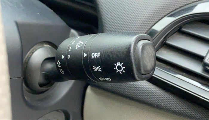 2016 Tata Tiago XT 1.2 REVOTRON, Petrol, Manual, 14,734 km, Dashboard - Headlight height adjustment not working