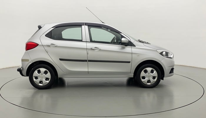 2016 Tata Tiago XT 1.2 REVOTRON, Petrol, Manual, 14,734 km, Right Side View