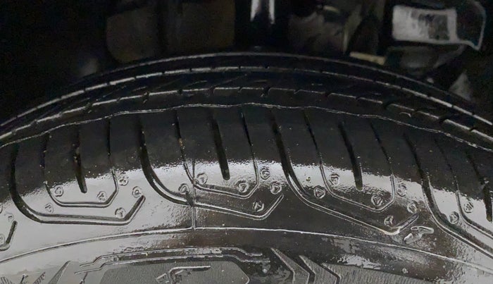 2022 Tata Tiago XT PETROL, Petrol, Manual, 17,981 km, Right Front Tyre Tread
