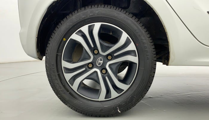 2019 Tata Tiago XZ 1.2 REVOTRON, Petrol, Manual, 31,539 km, Right Rear Wheel