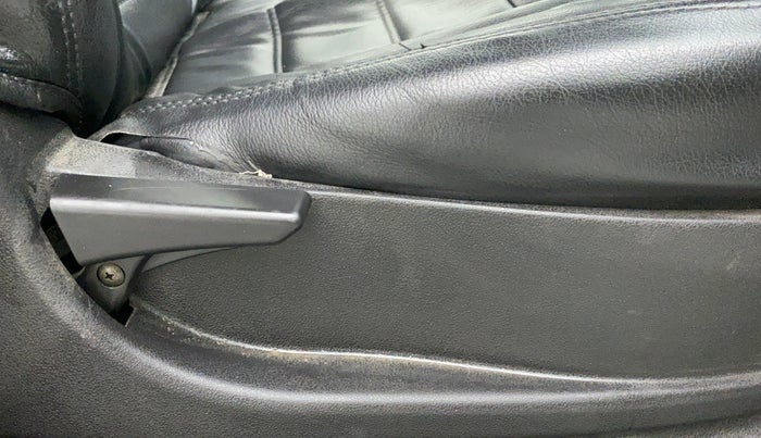 2019 Tata Tiago XZ 1.2 REVOTRON, Petrol, Manual, 31,539 km, Driver Side Adjustment Panel