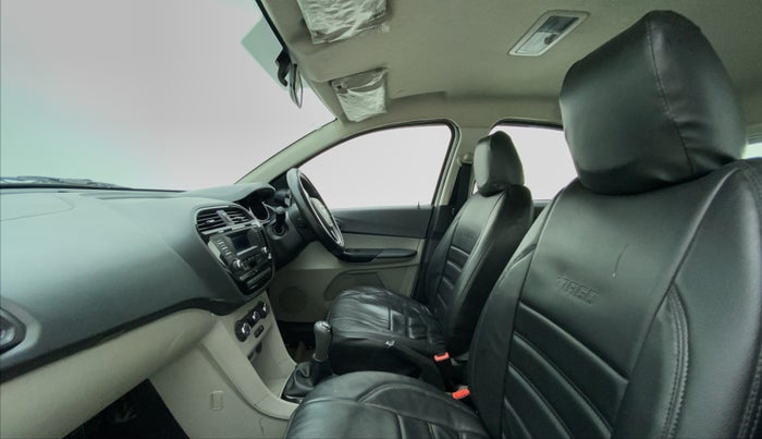 2019 Tata Tiago XZ 1.2 REVOTRON, Petrol, Manual, 31,539 km, Right Side Front Door Cabin