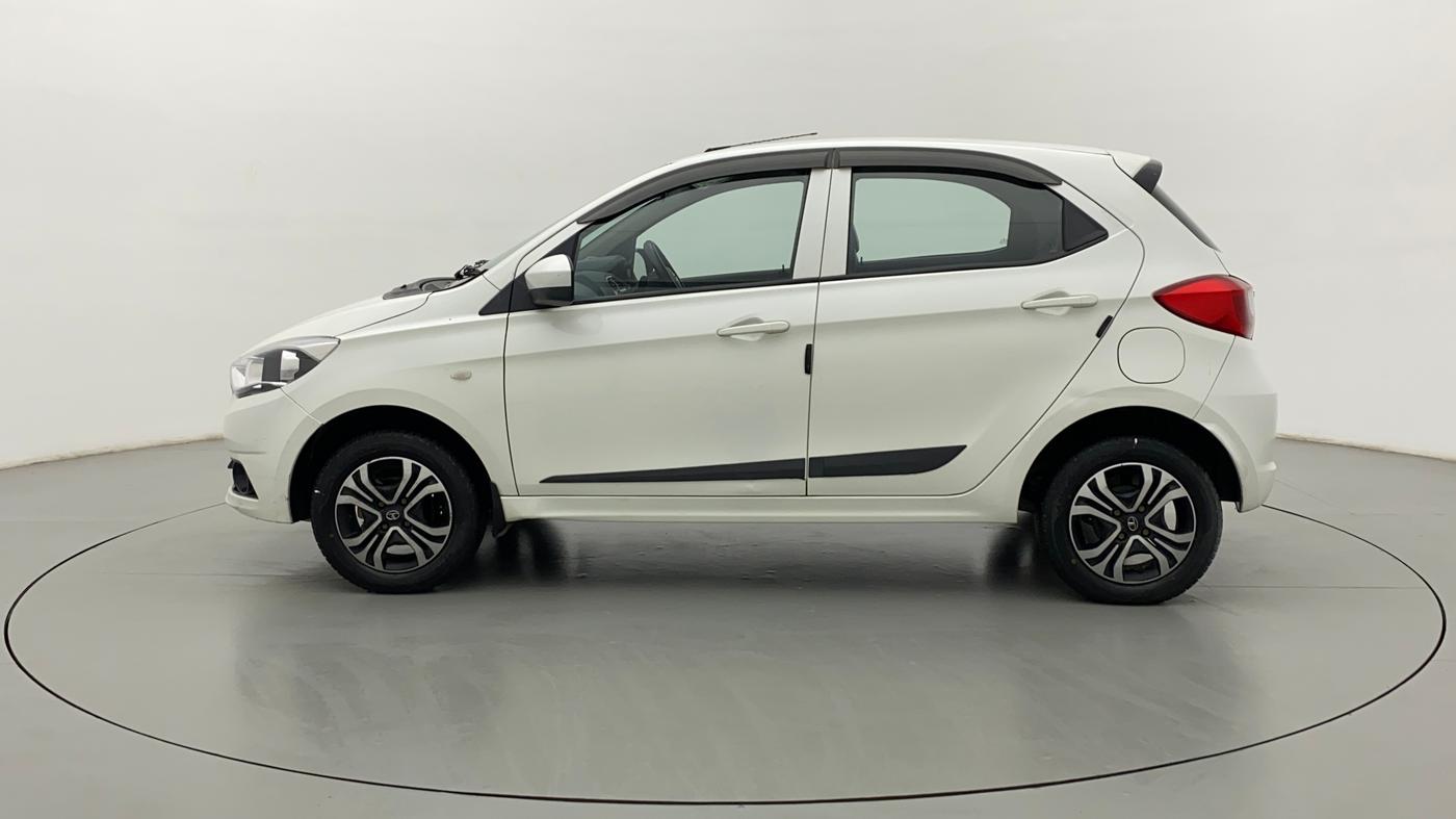 2019 Tata Tiago XZ 1.2 REVOTRON, Petrol, Manual, 31,539 km, Left Side
