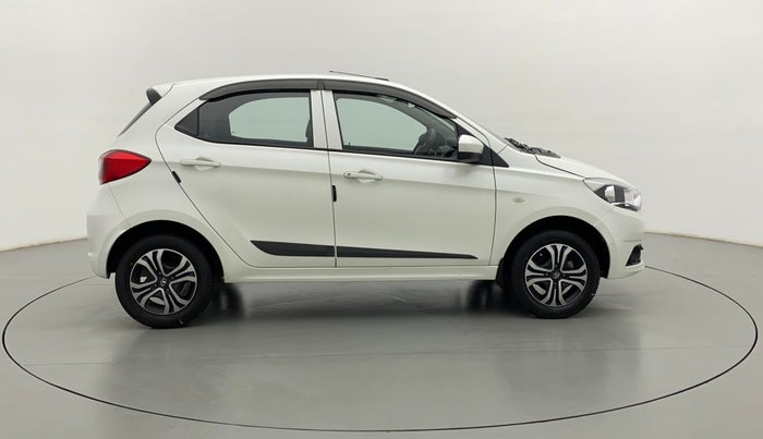 2019 Tata Tiago XZ 1.2 REVOTRON, Petrol, Manual, 31,539 km, Right Side View