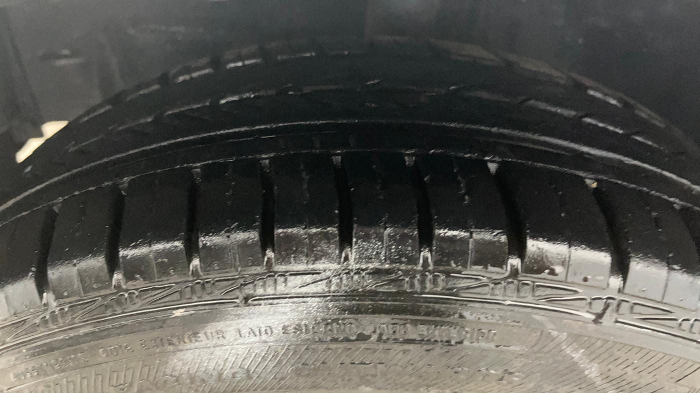 2014 Toyota Etios G, Petrol, Manual, 26,781 km, Left Front Tyre Tread
