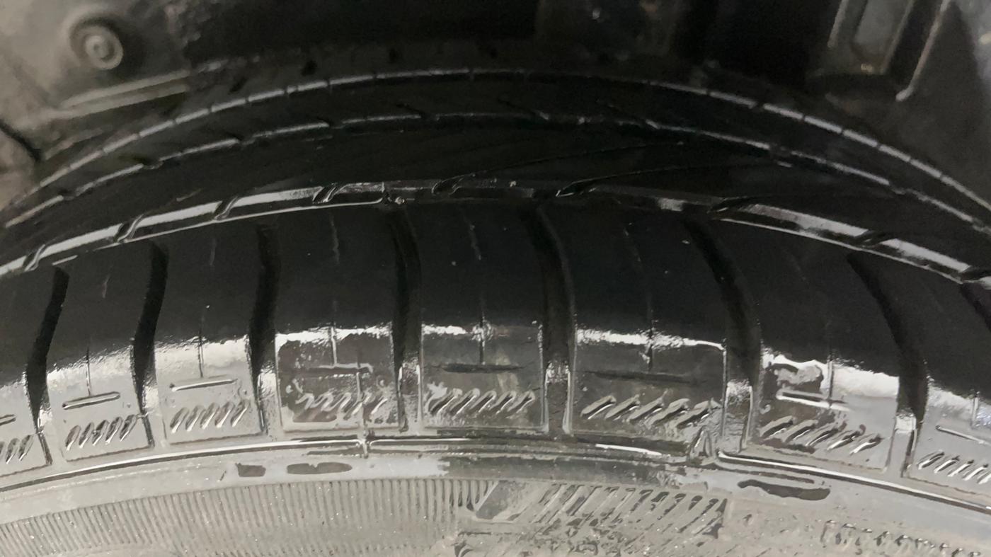 2014 Toyota Etios G, Petrol, Manual, 26,781 km, Left Rear Tyre Tread