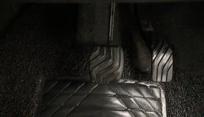 2021 Renault Kwid CLIMBER 1.0 AMT (O), Petrol, Automatic, 42,723 km, Pedals