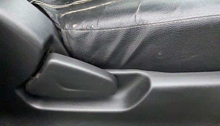 2019 Datsun Redi Go T (O), Petrol, Manual, 68,933 km, Driver Side Adjustment Panel