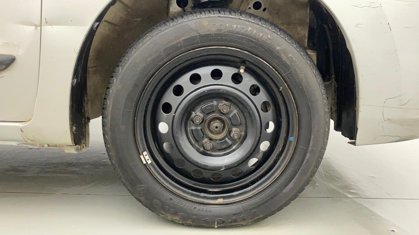 2015 Maruti Wagon R 1.0 VXI AMT, CNG, Automatic, 92,025 km, Right Front Wheel