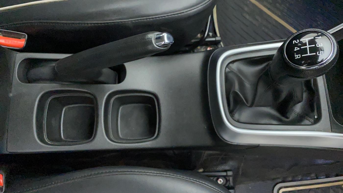 2020 Maruti S Cross ZETA SHVS PETROL, Petrol, Manual, 47,486 km, Gear Lever