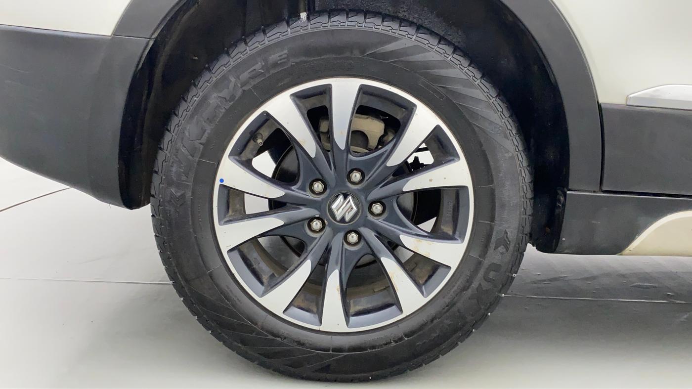 2020 Maruti S Cross ZETA SHVS PETROL, Petrol, Manual, 47,486 km, Right Rear Wheel