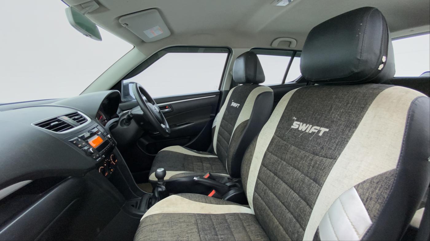 2017 Maruti Swift VXI OPT, Petrol, Manual, 49,951 km, Right Side Front Door Cabin